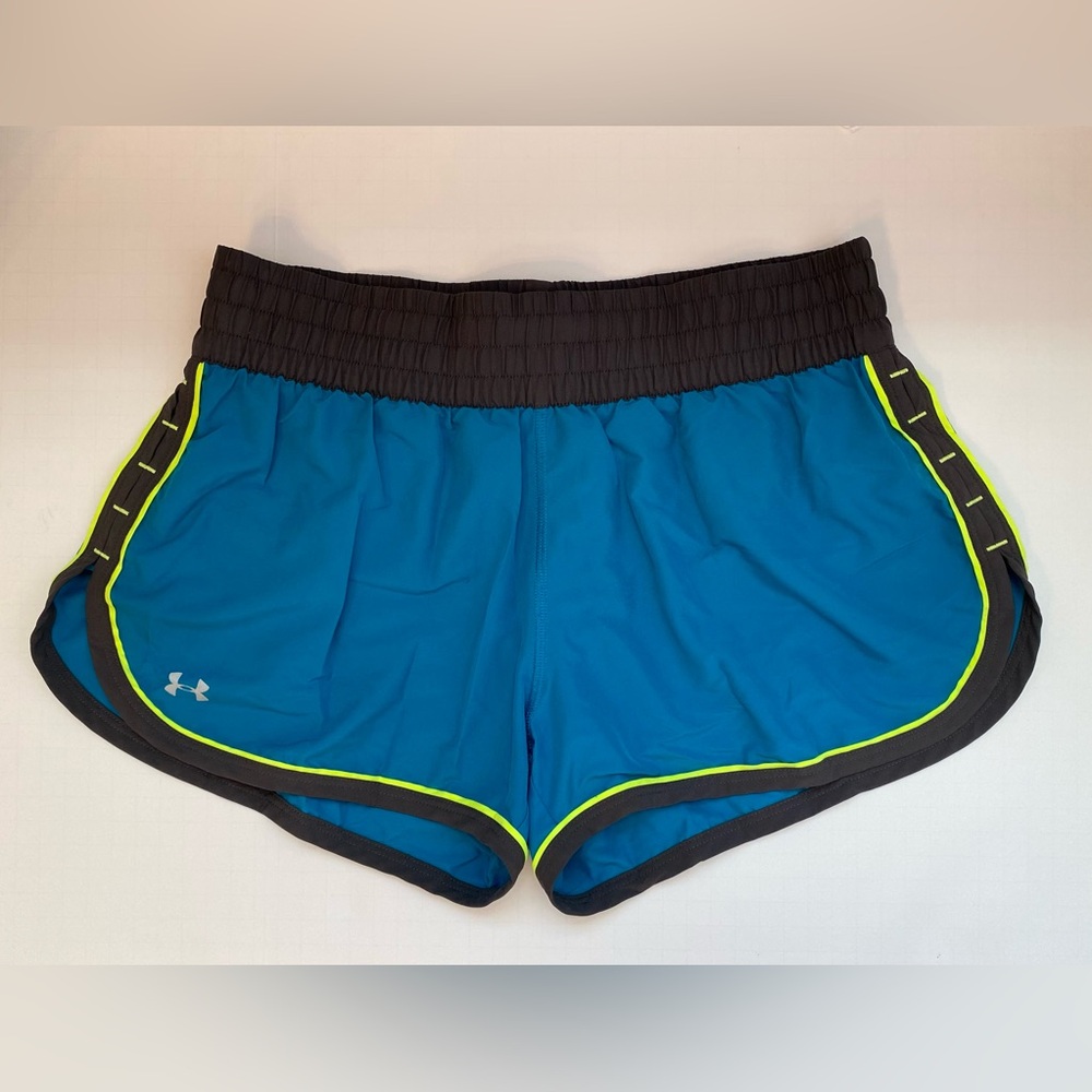 Women’s Under Armour Heat Gear Athletic Running Shorts Sz Small